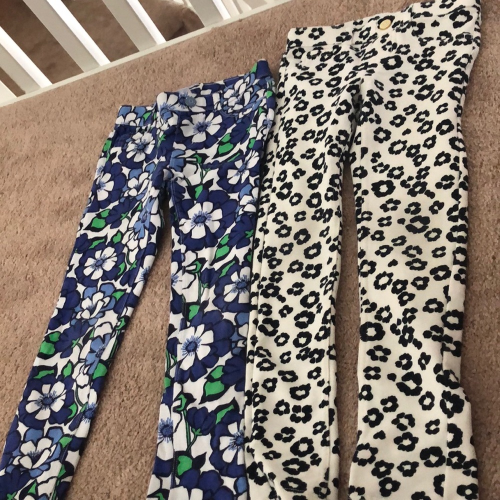 A pair of girls legging pants Gymboree